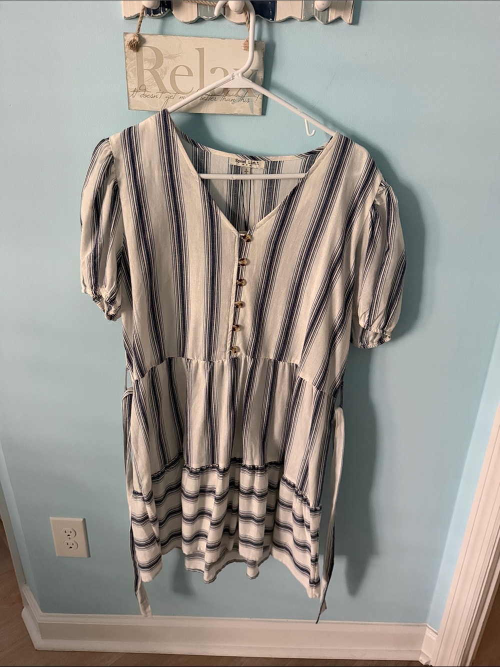 Women’s Striped Blue & White Dress with Buttons size L NWT